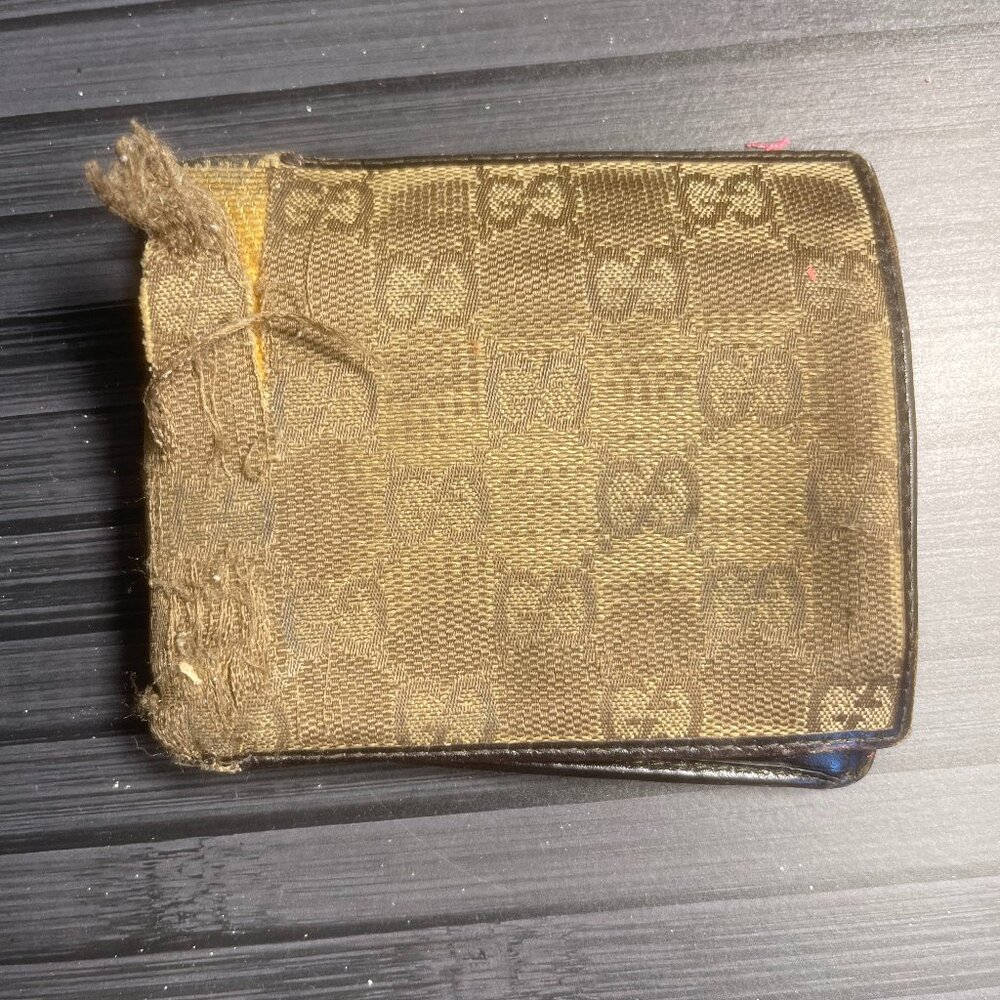REHAB Gucci GG Canvas Bifold